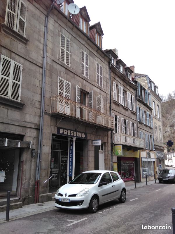 Maison 7 pièces 140 m² · à Aubusson · 140 m² · 83 900 €