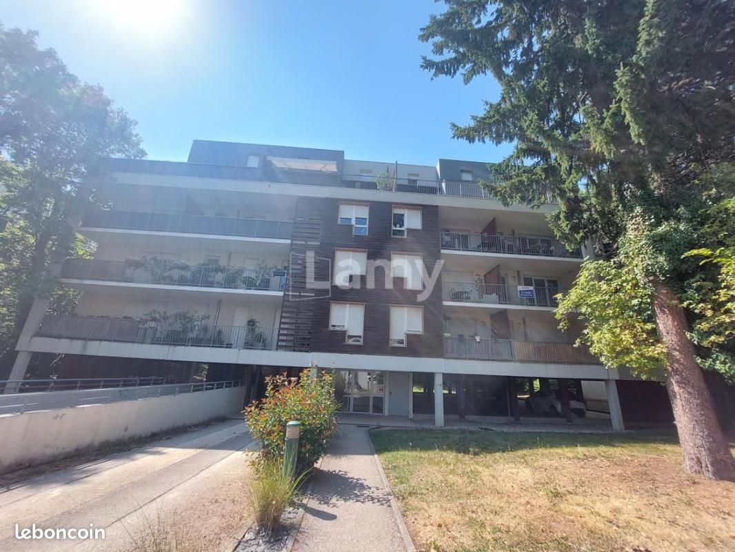 Appartement 4 pièces 85 m² · à Grenoble · 85 m² · 1 141 €