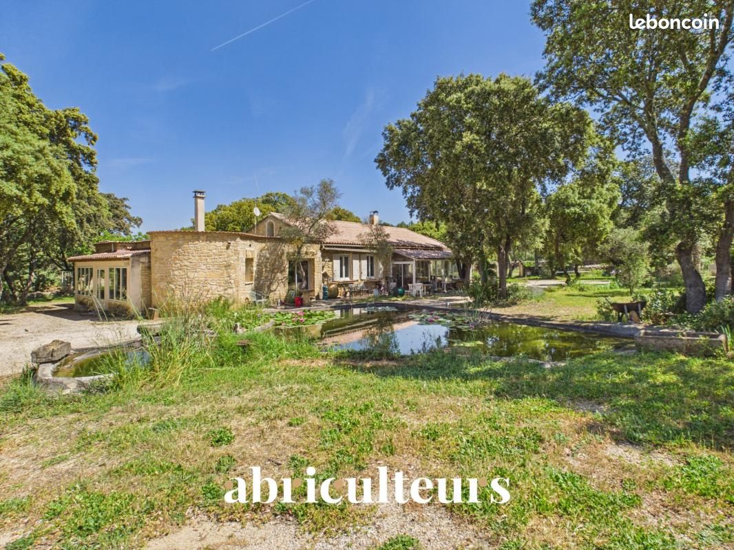Maison 5 pièces 254 m² · à Saint-Chamas · 254 m² · 1 265 000 €