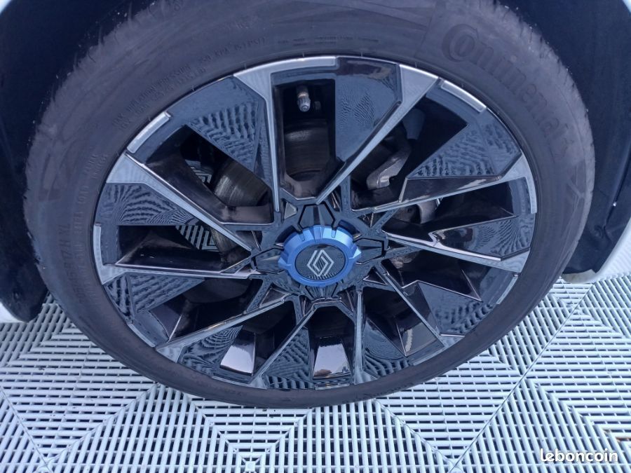 Renault Clio V 1.0 TCe 90 BVM6 ESPRIT ALPINE GPS 9.3" Cockpit JA17 (image 27)