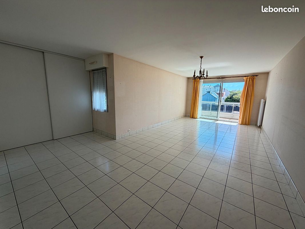Appartement 3 pièces 83 m² · à Saint-Nazaire · 83 m² · 890 €/mois