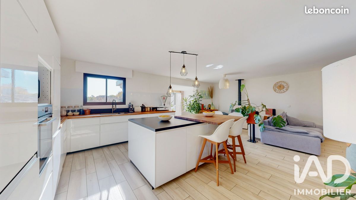 Maison 6 pièces 144 m² · à Flourens · 144 m² · 430 000 €