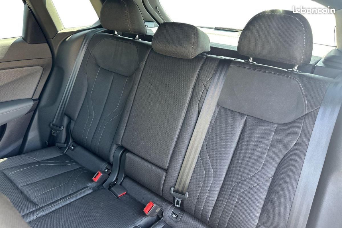 Audi Q3 E HYBRID 272 CH S tronic 6 (image 33)