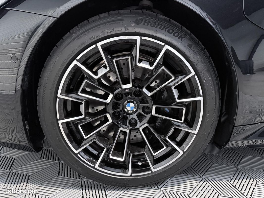 BMW M5 Touring 4.4 V8 727Ch BVA8 G99 PHEV, OPTIONS ++++, 13 900Km, IMMAT FR, GARANTIE 12/2027.. (image 32)