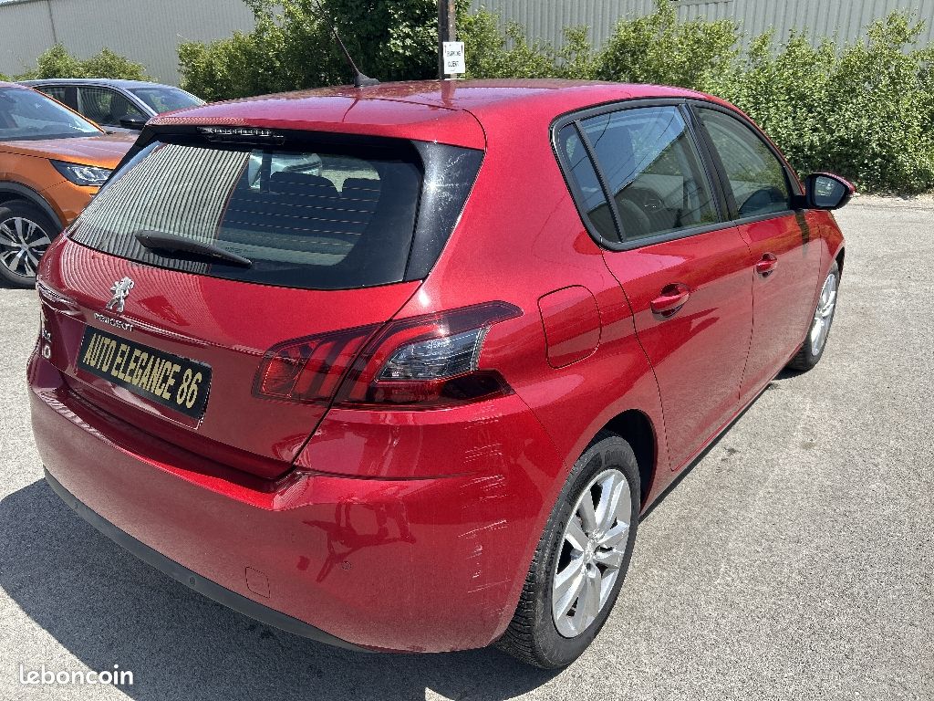 Peugeot 308 BlueHDi 100ch SetS BVM6 Allure (image 3)