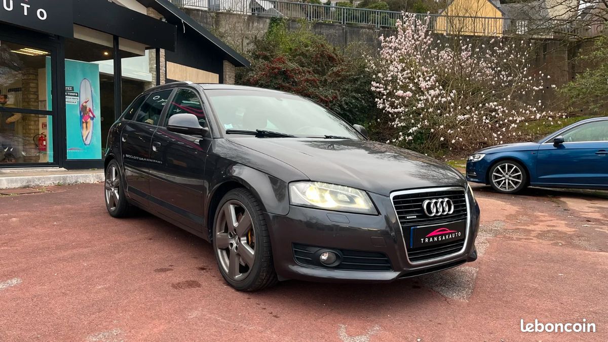 AUDI A3 SPORTBACK 3.2 V6 250 Quattro Ambition Luxe S tronic / TOIT OUVRANT / BOSE (image 3)