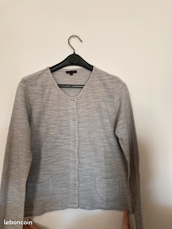 Lot de 2 tee shirt + gilet femme (image 7)