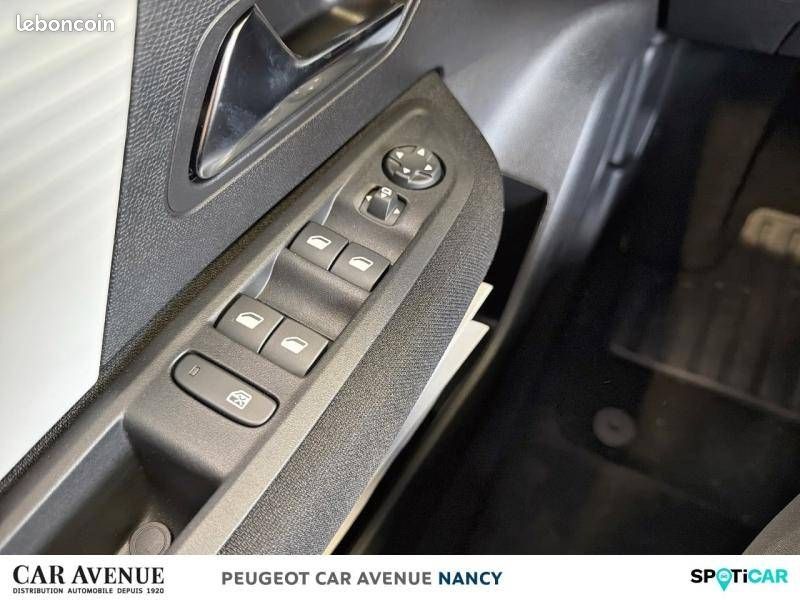 CITROEN e-C4 X 156 ch autonomie étendue Plus (image 17)