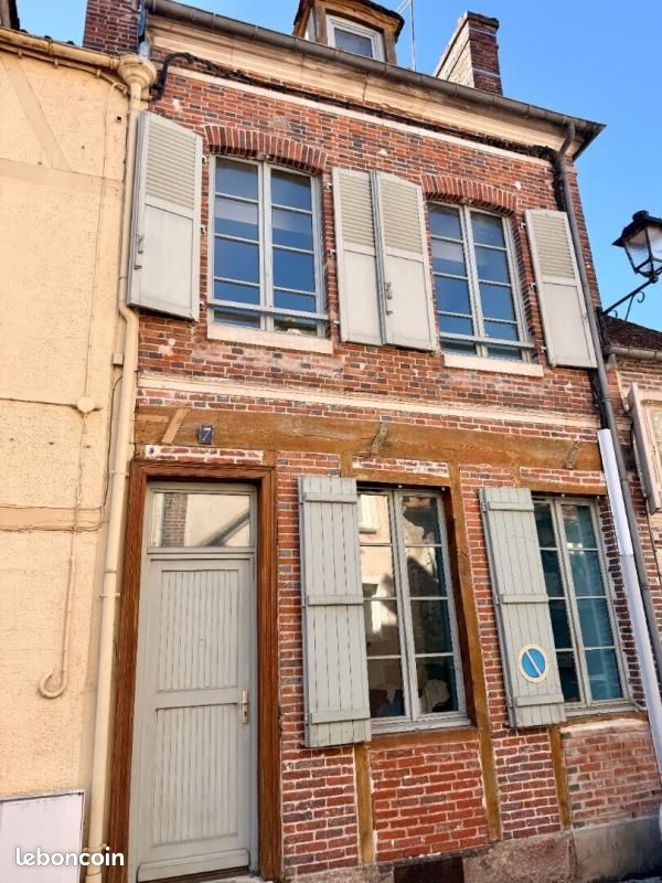 Maison 6 pièces 130 m² · à Joigny · 130 m² · 99 000 €