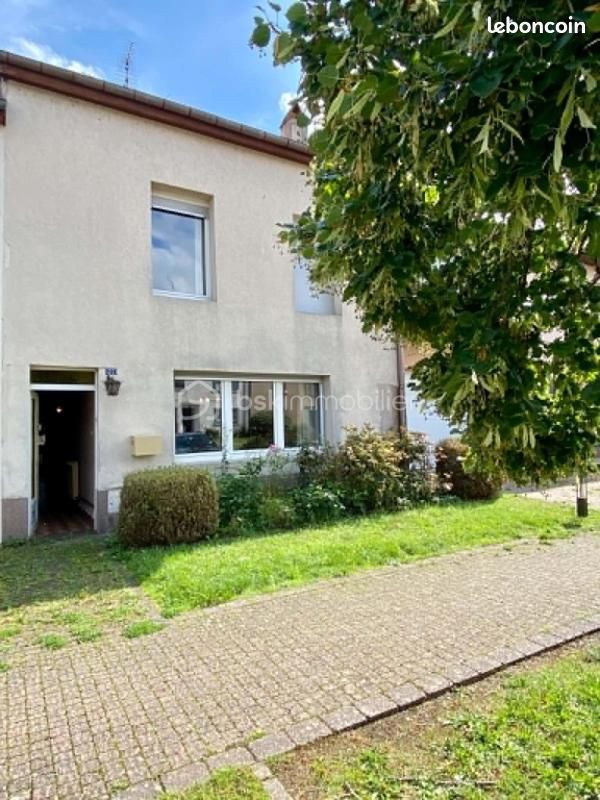 Maison 7 pièces 148 m² · à Bénestroff · 148 m² · 49 990 €