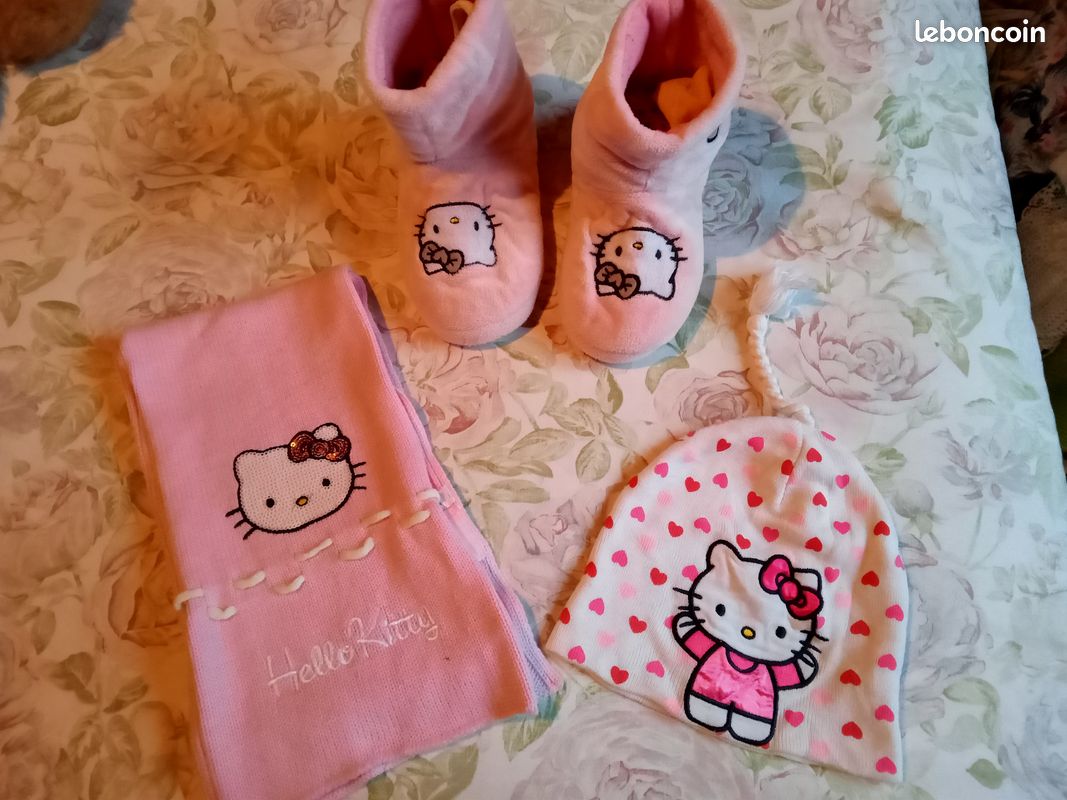 Bonnet, Echarpe, Boots intérieur (image 1)