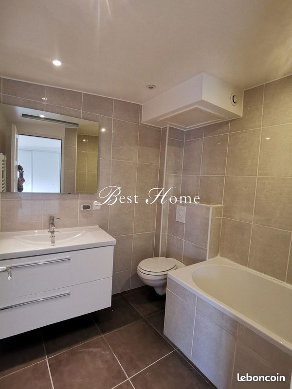 Appartement a louer nimes - 4 pièce(s) - 106 m2 - Surfyn