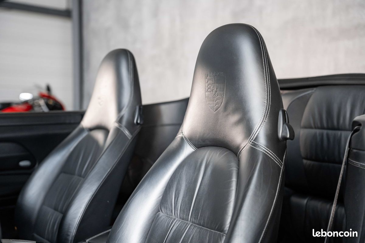 Porsche 911 (996.2) Turbo X50 Cabriolet 450 CH - Boite Manuelle - Bose - X50 - Hard Top - Short Shifter - Pack Alu / Cuir - Suivi Complet (image 6)