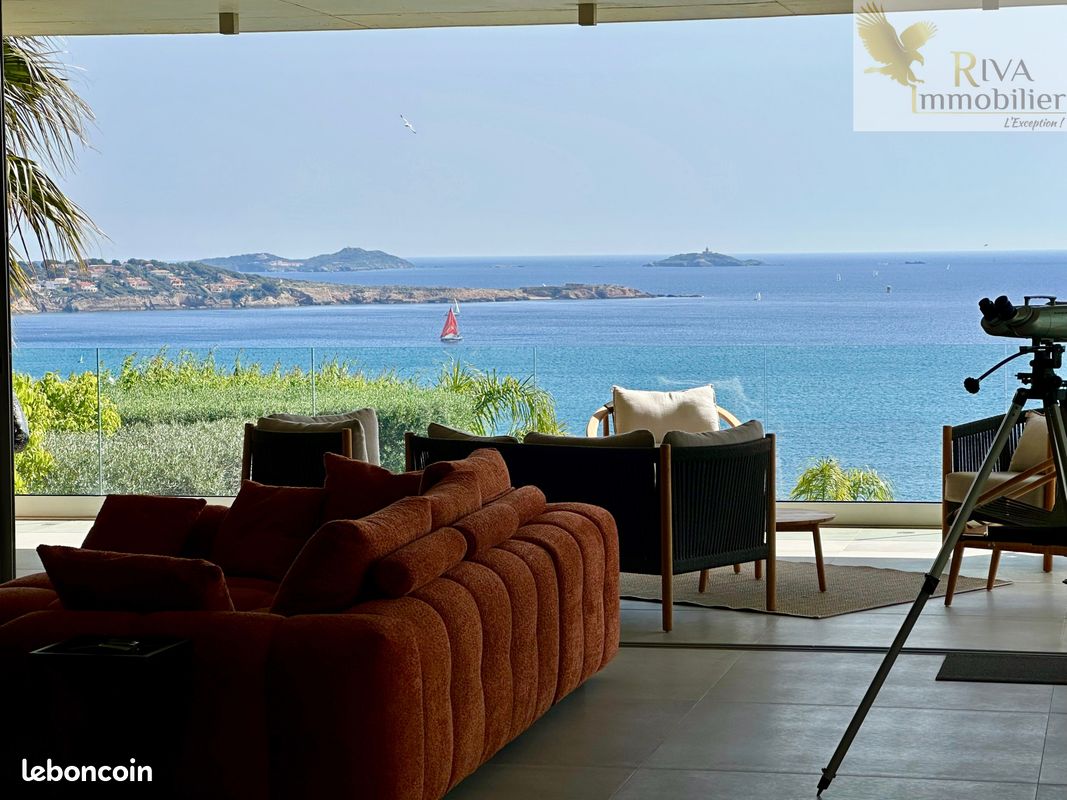 Maison 10 pièces 496 m² · à Bandol · 496 m² · 6 490 000 €