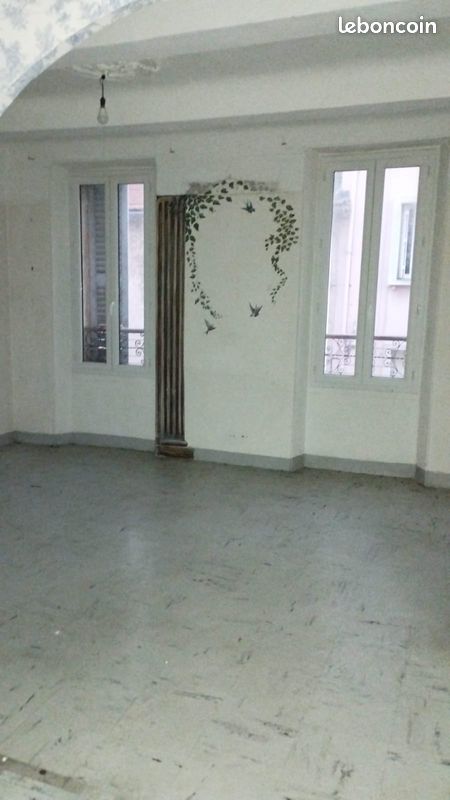 Appartement 2 pièces 40 m² · à Toulon · 40 m² · 570 €