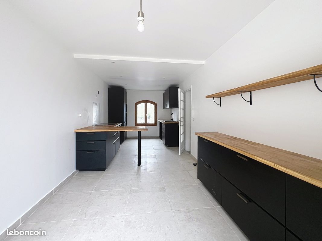 Maison 5 pièces 117 m² · à Créteil · 117 m² · 2 600 €