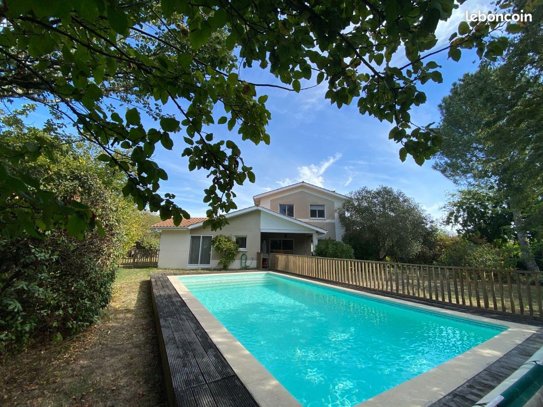 Maison 7 pièces 197 m² · à Mérignac · 197 m² · 795 000 €