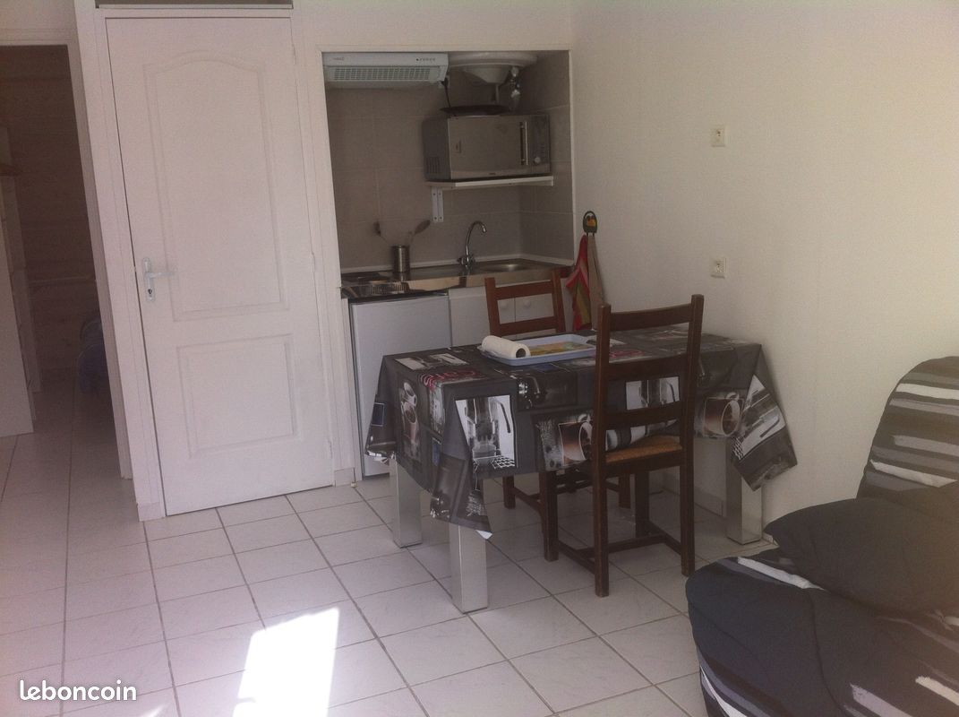 Appartement 2 pièces 21 m² · à Écully · 21 m² · 637 €/mois