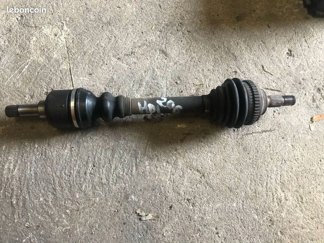 ✓ Cardan Gauche Peugeot 206 2.0HDI - Équipement auto