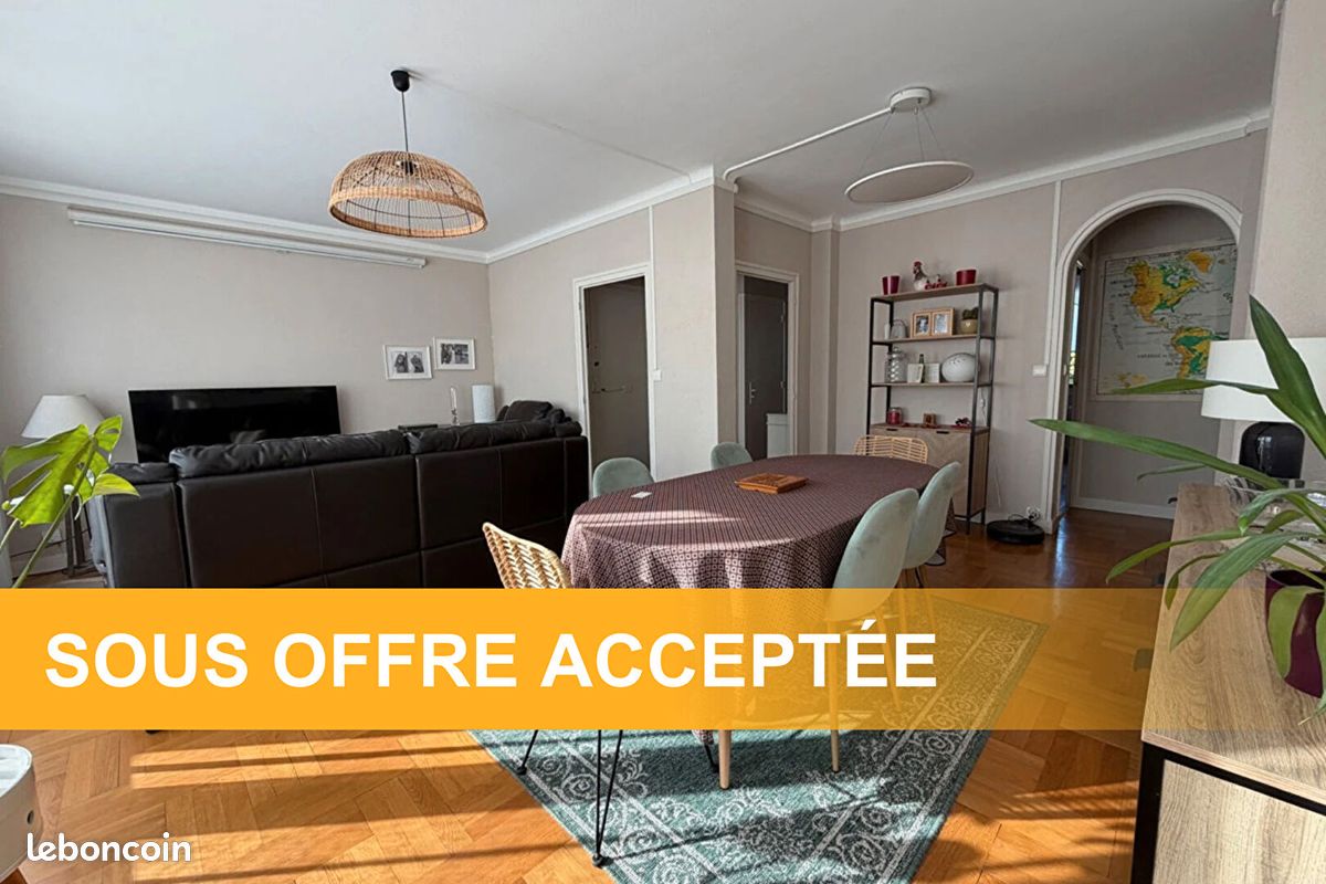 Appartement 4 pièces 81 m² · à Lons-le-Saunier · 81 m² · 136 000 €