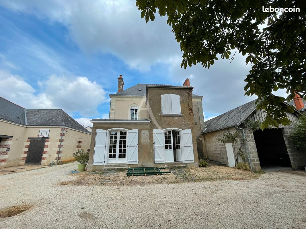 Maison 7 pièces 173 m² · à Brissac Loire Aubance · 173 m² · 1 625 €/mois