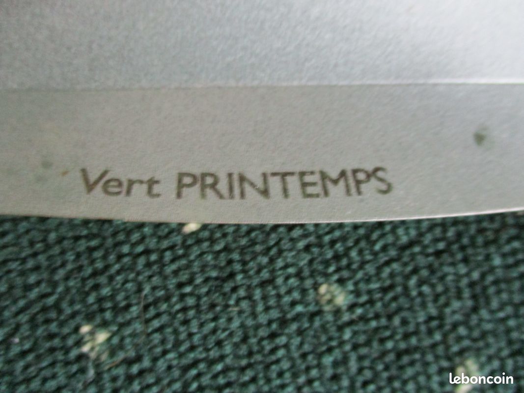 PUPA fleur verte sous verre (image 8)
