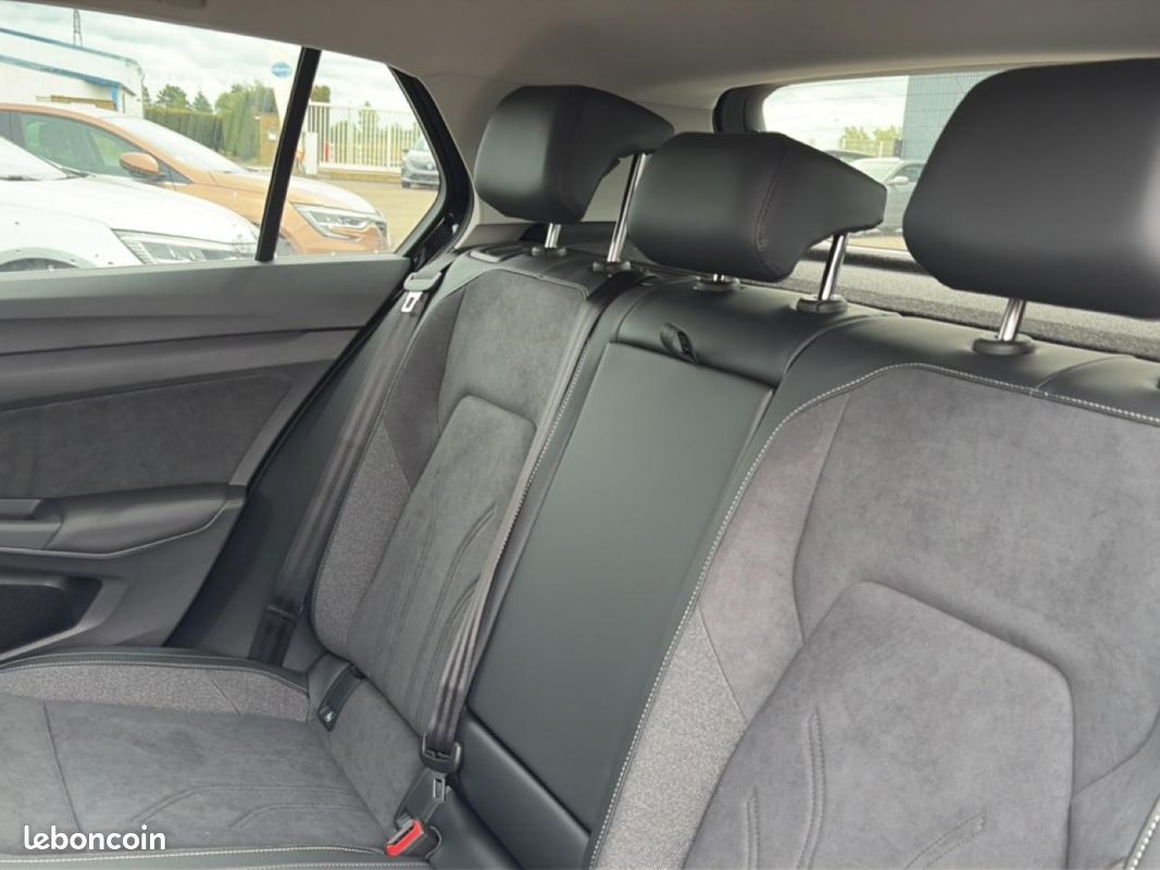 VOLKSWAGEN GOLF VIII 1.5 etsi evo2 116 life dsg7 (image 28)