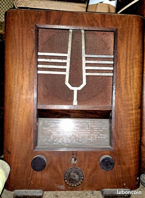 Vieux postes radios (image 1)