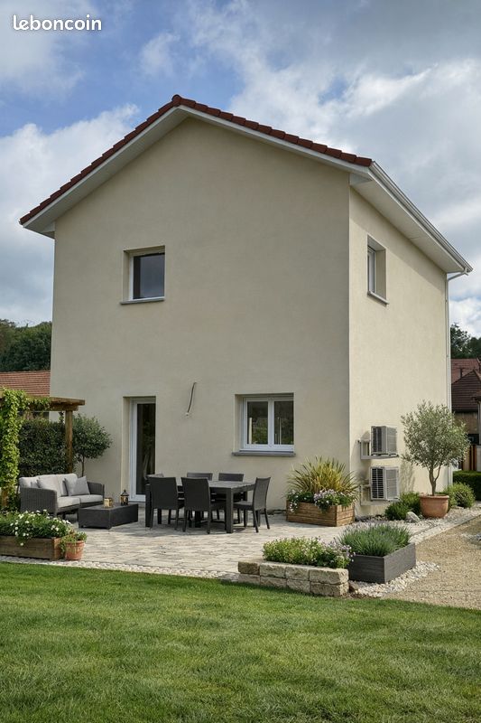 Maison 4 pièces 80 m² · à Saint-Laurent-du-Pont · 80 m² · 270 000 €