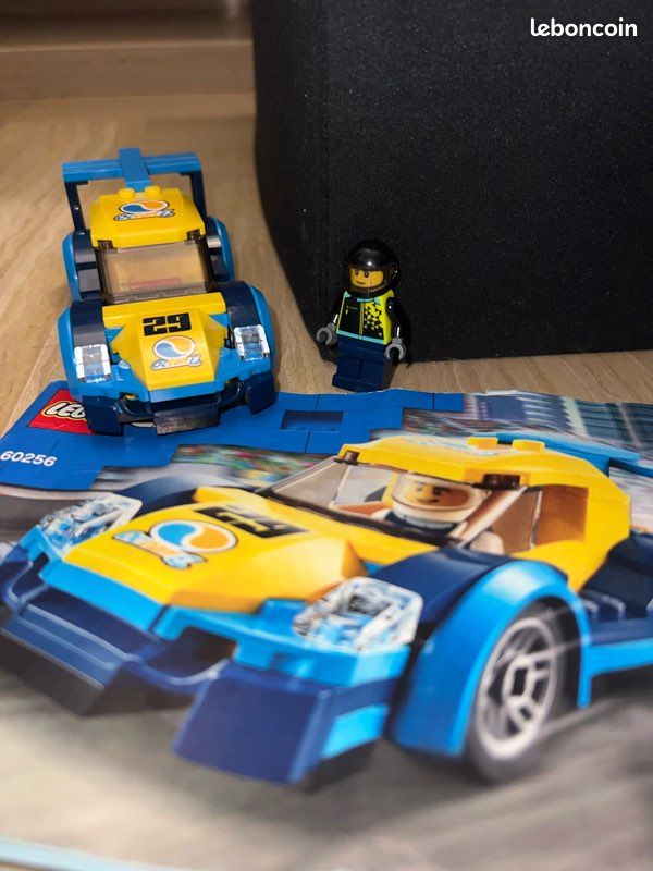 Lego city (image 1)
