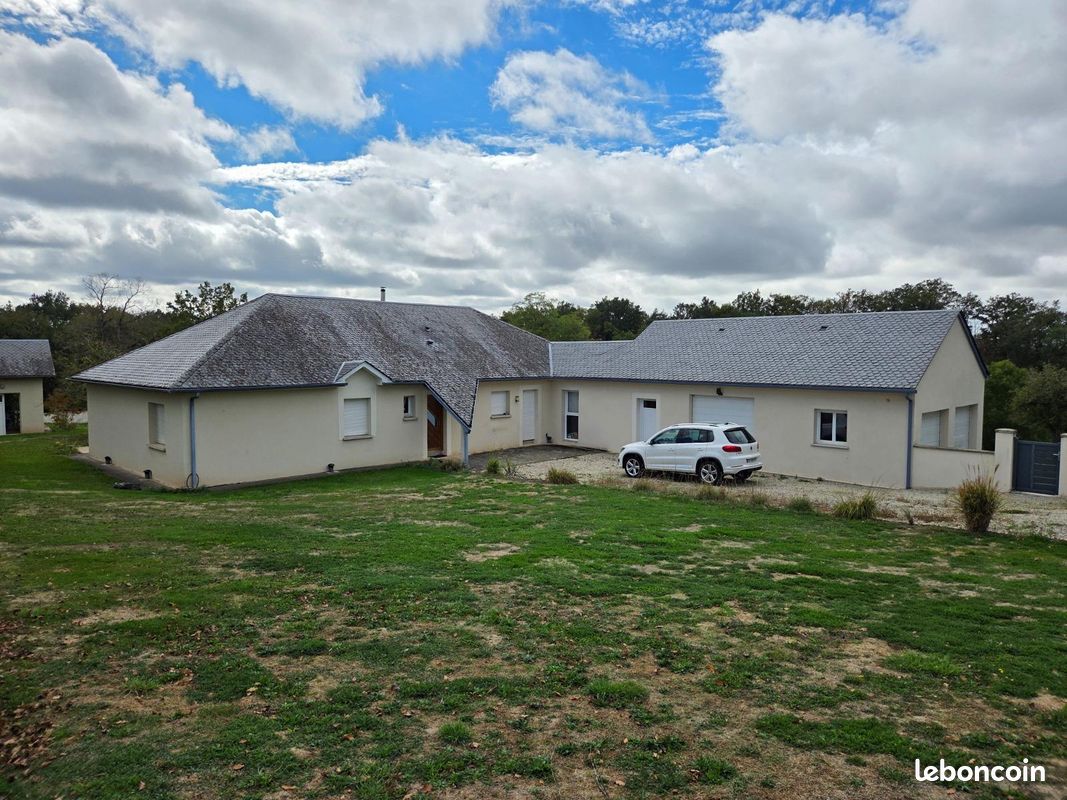 Maison 5 pièces 183 m² · à Rignac · 183 m² · 299 000 €