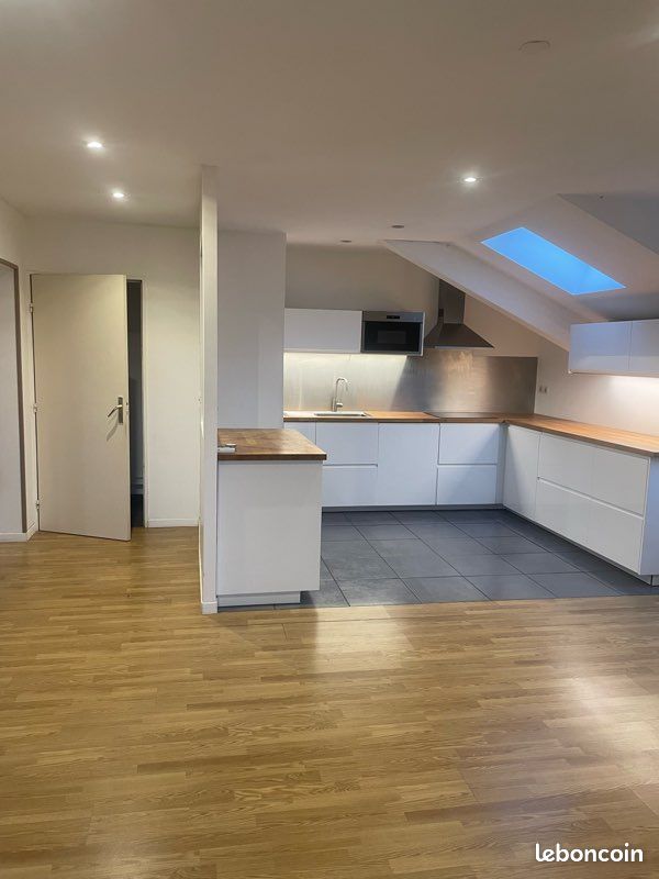 Appartement 4 pièces 80 m² · à Oyonnax · 80 m² · 900 €