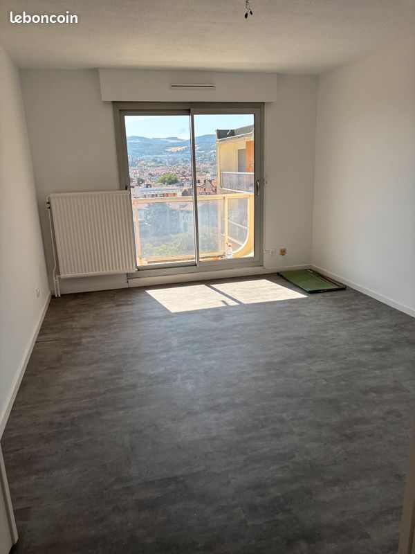 Appartement 3 pièces 67 m² · à Saint-Étienne · 67 m² · 680 €