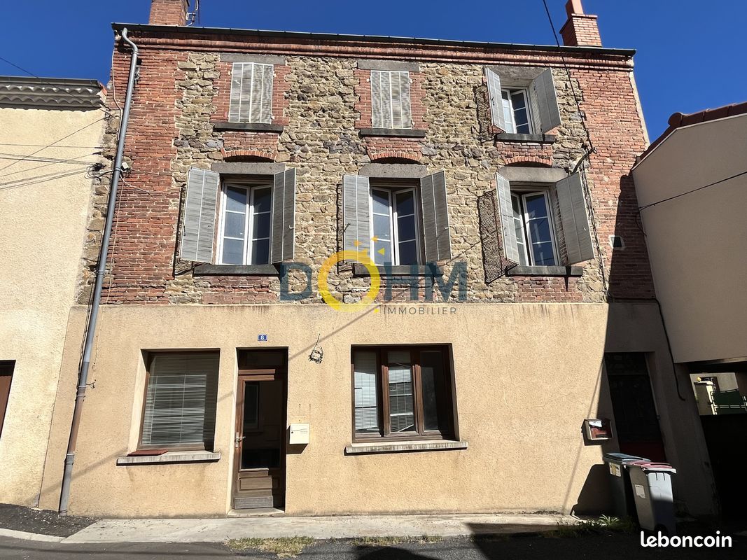 Maison 6 pièces 77 m² · à Sainte-Florine · 77 m² · 34 000 €