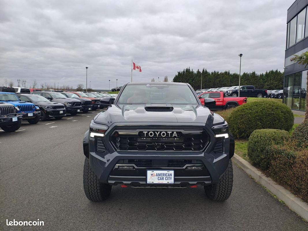 TOYOTA TACOMA TRD PRO I-FORCE MAX 2.4L 4-Cyl. Turbo Hybrid (image 2)