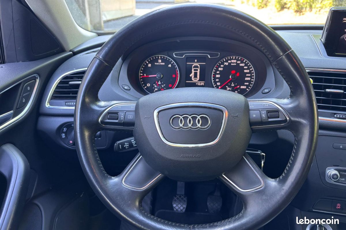 AUDI Q3 2.0 TDI DPF - 140 Ambiente - DISTRIBUTION OK - EMBRAYAGE OK (image 14)
