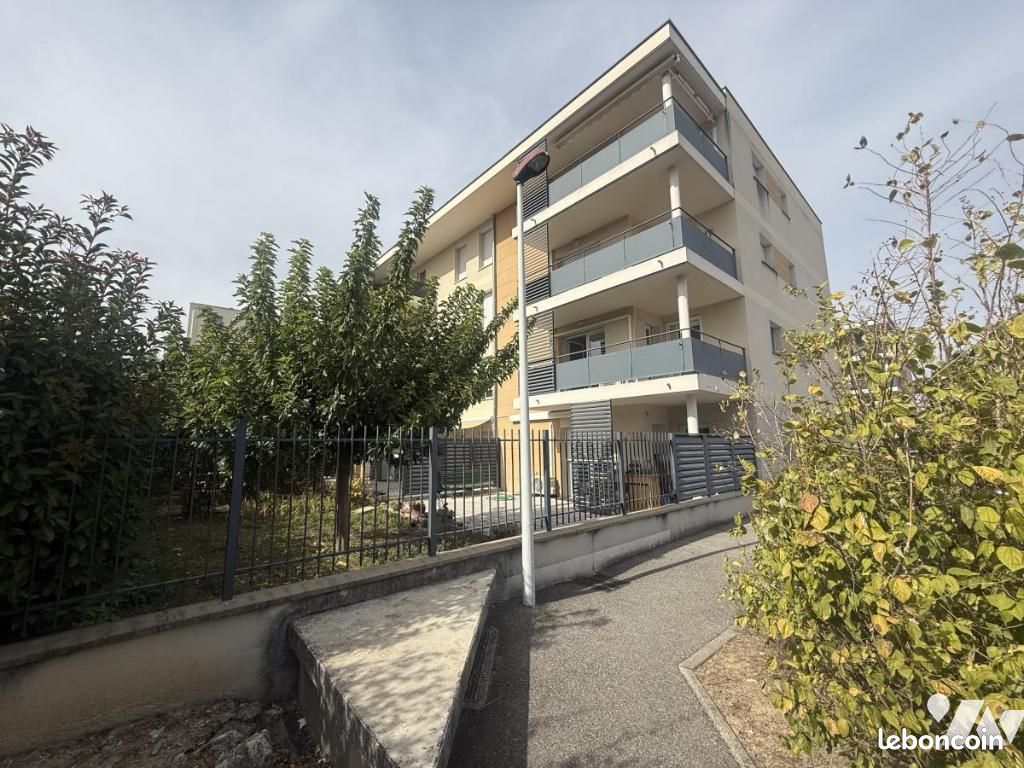 Appartement 80 m² · à Livron-sur-Drôme · 80 m² · 1 030 €/mois