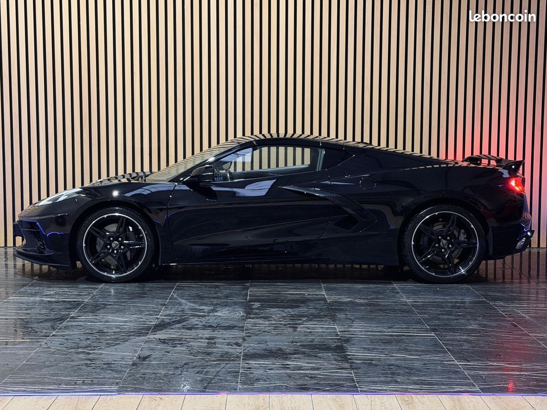 CHEVROLET CORVETTE TARGA 6.2 V8 482 BVA C8 Stingray IMMAT FRANCE 2LT ETAT NEUF 1ERE MAIN RIEN A PREVOIR (image 8)
