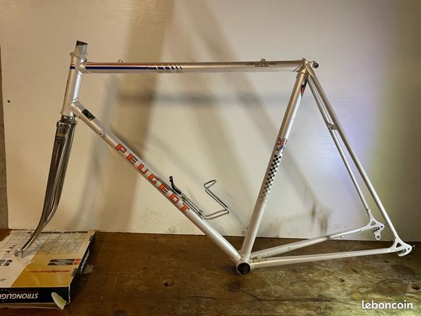 Plaque De Cadre Vélo Peugeot Ancienne – Métal – Occasion