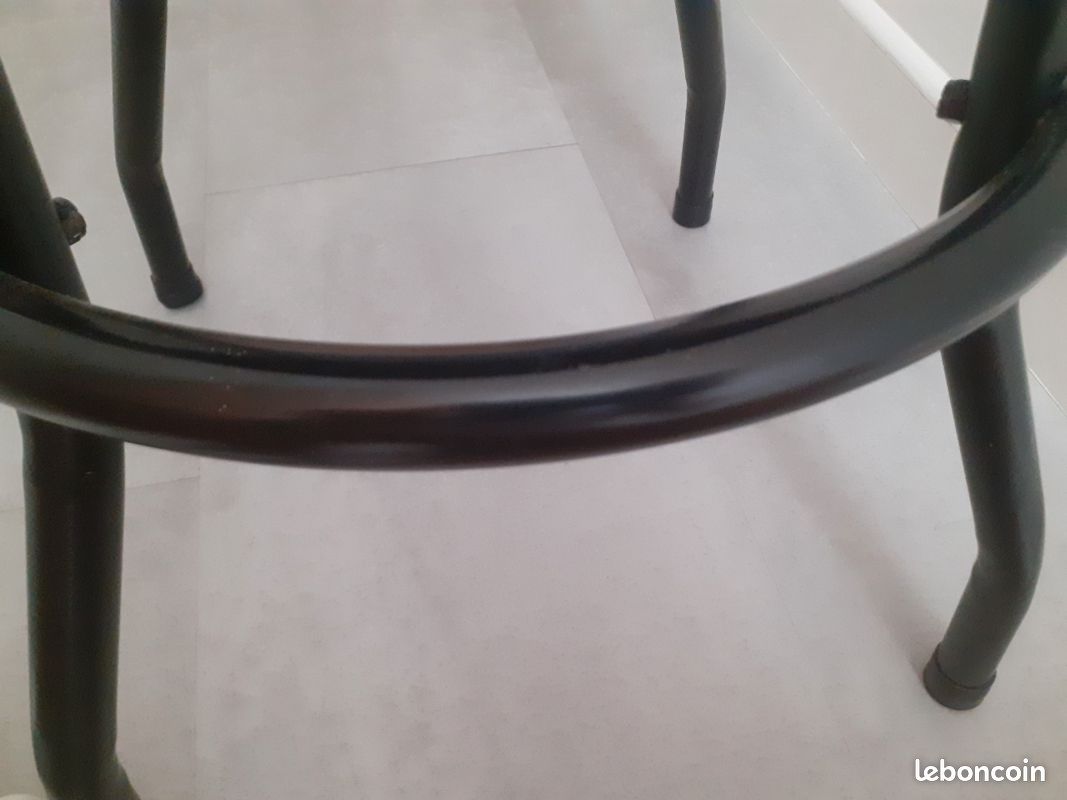 Chaise tabouret tournant Fender pour guitare guitariste (image 5)