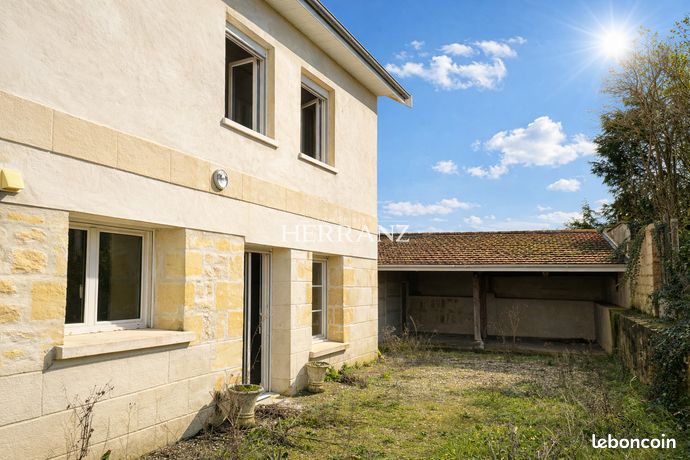 Propriété 4 pièces 110 m²