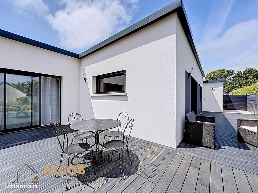 Maison 5 pièces 113 m² · à Ploudaniel · 113 m² · 299 900 €