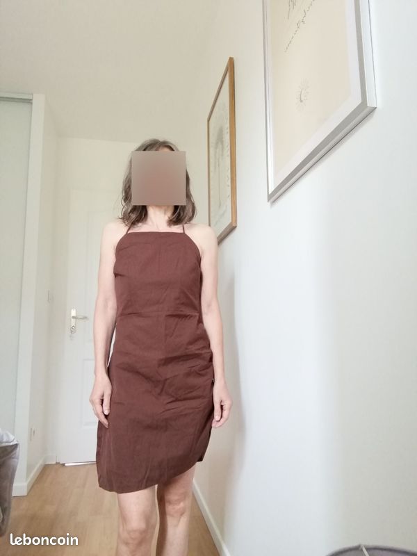 Robe Jennyfer - Taille 36 / S - Couleur Marron - Occasion Très Bon état