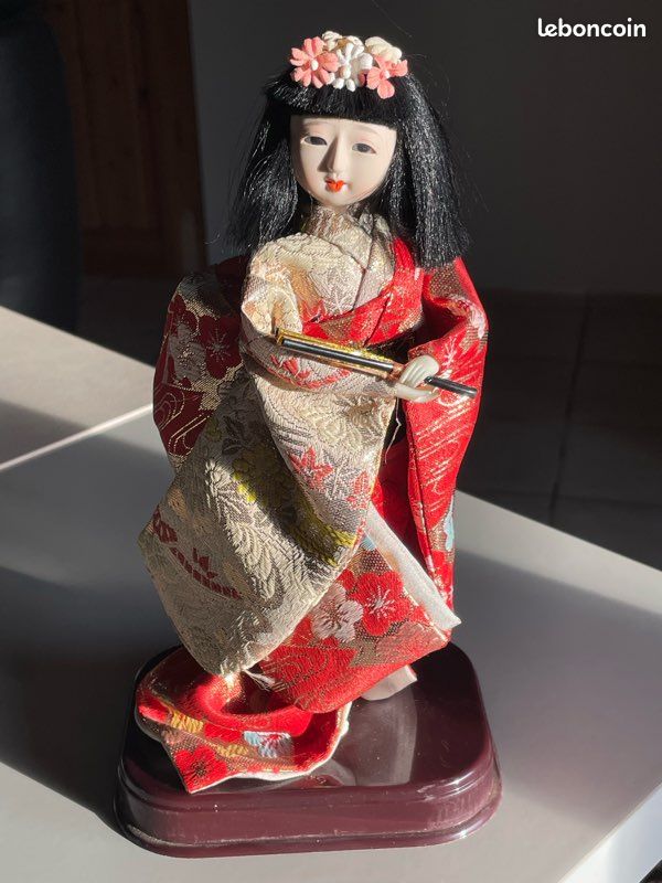 Poupée Traditionnelle Japonaise Vintage Années 1960 - Mécanisme Des Yeux Fonctionnel - État D'Occasion