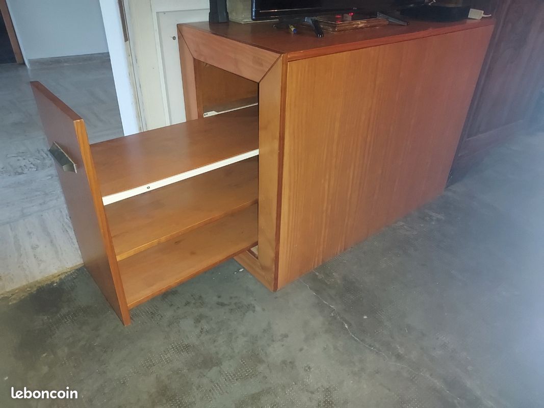 Meuble de bureau (image 1)