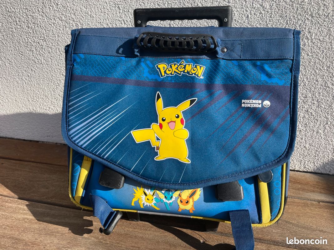 Pokemon Cartable Cp GarÃ§on Roulette Pokémon Cartable A Roulette