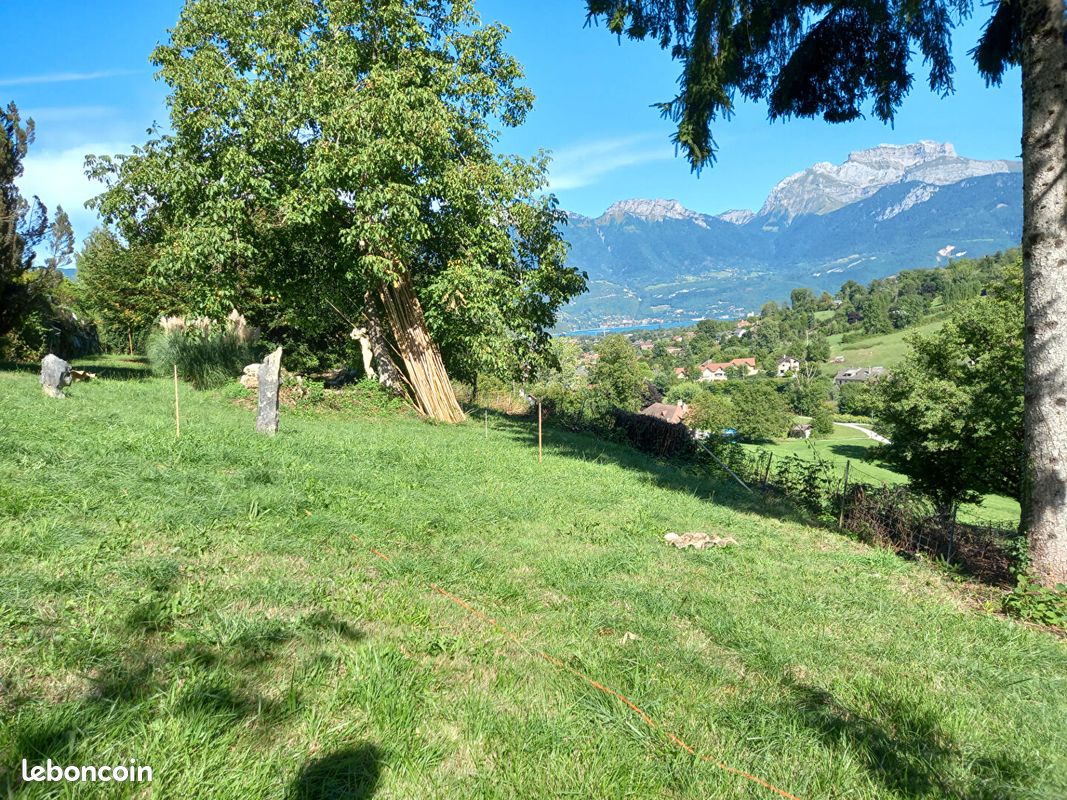 Terrain 1020 m² · à Saint-Jorioz · 1 020 m² · 575 000 €