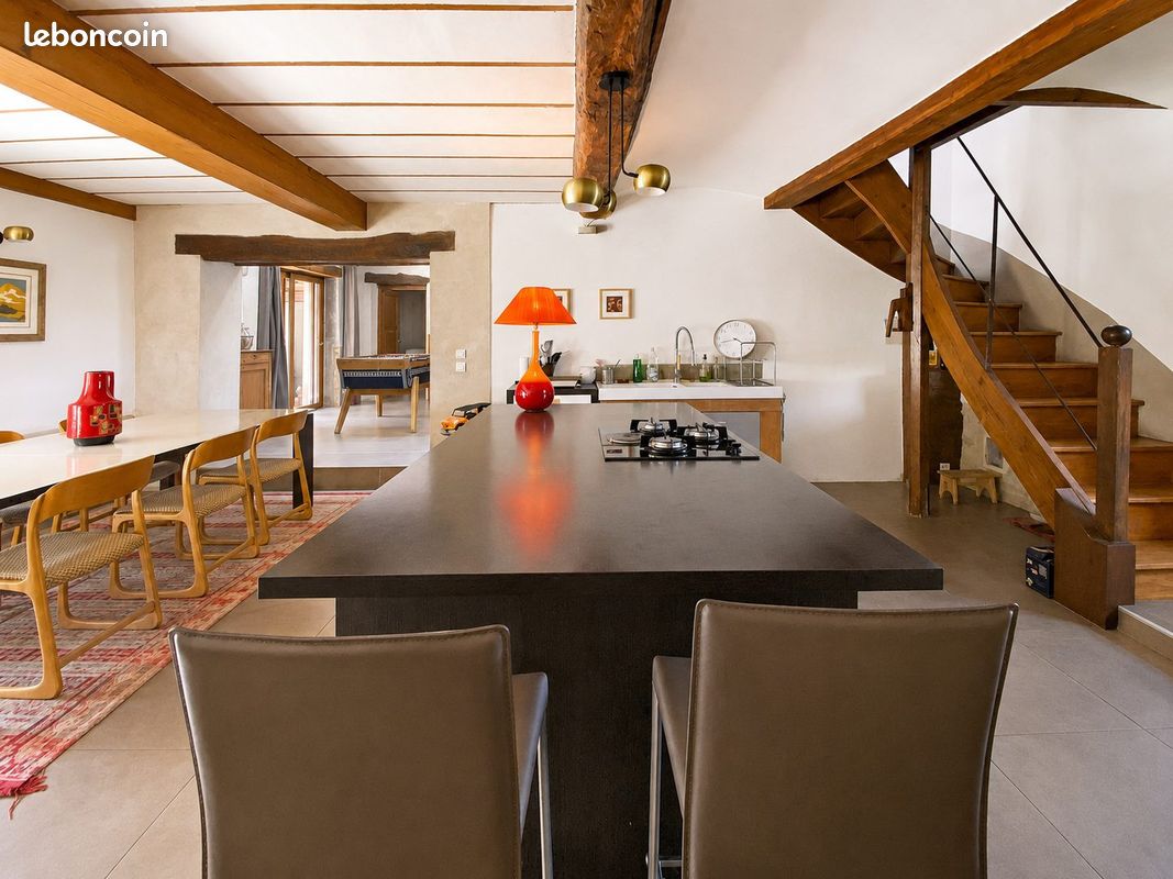 Maison 6 pièces 186 m² · à Tassin-la-Demi-Lune · 186 m² · 660 000 €