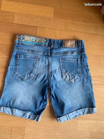 LEVI'S VINTAGE CLOTHING superbe pull sportwear année 60' taille M neuf etiquette EUR 99,00 - FR LEVI'S VINTAGE CLOTHING superbe pull sportwear année 60' taille M neuf etiquette EUR 99,00 - FR