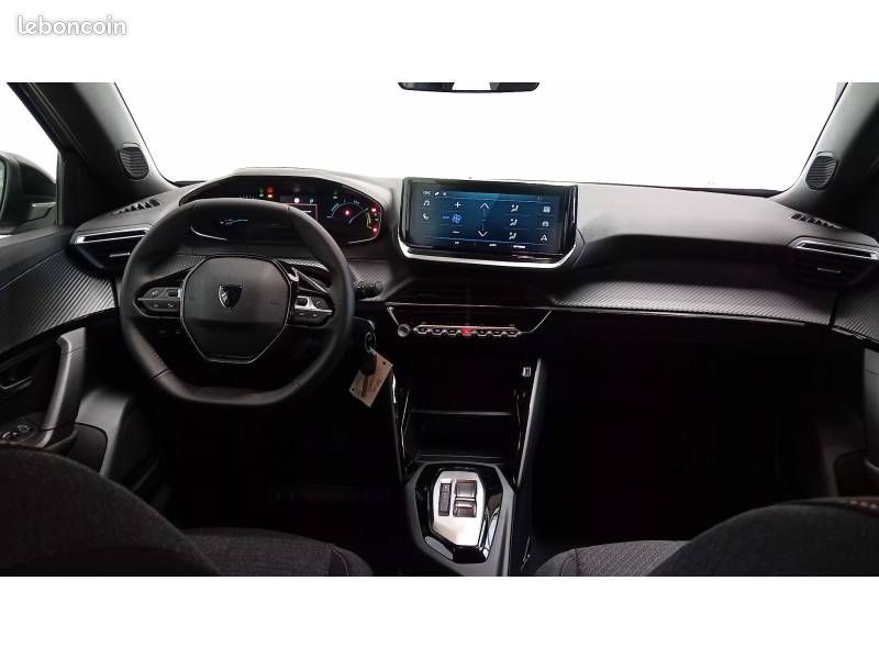 Peugeot 2008 Hybrid 110 e-DCS6 Allure (image 6)